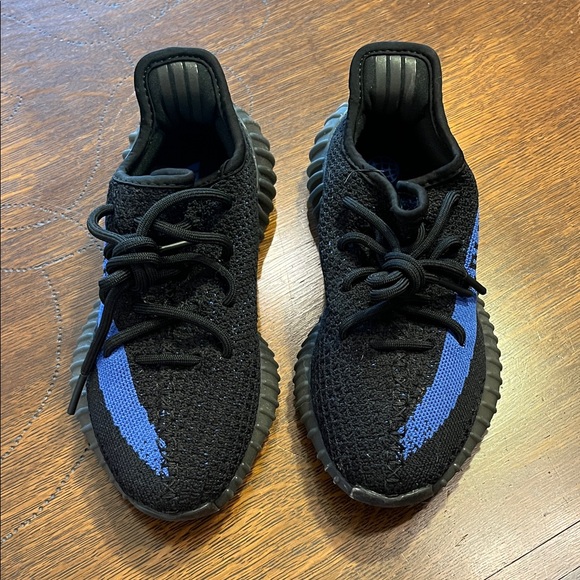 Kanye West Men’s Yeezys Black and Blue Sneakers. - Picture 1 of 9